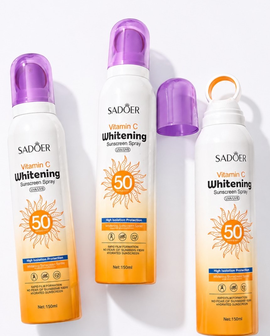 ضد آفتاب اسپره ای با SPF50 دارای ویتامین C | از برند سادور